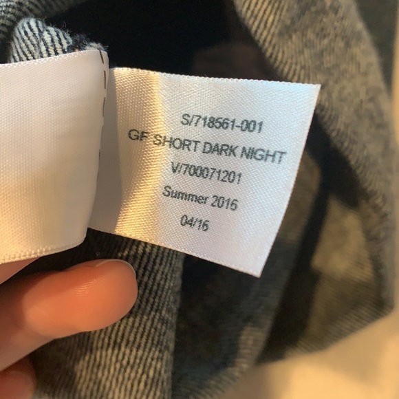 Gap Best Girlfriend Shorts 1969 Collection - Picture 5 of 6